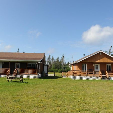 Riverside Chalets River of Ponds Bagian luar foto